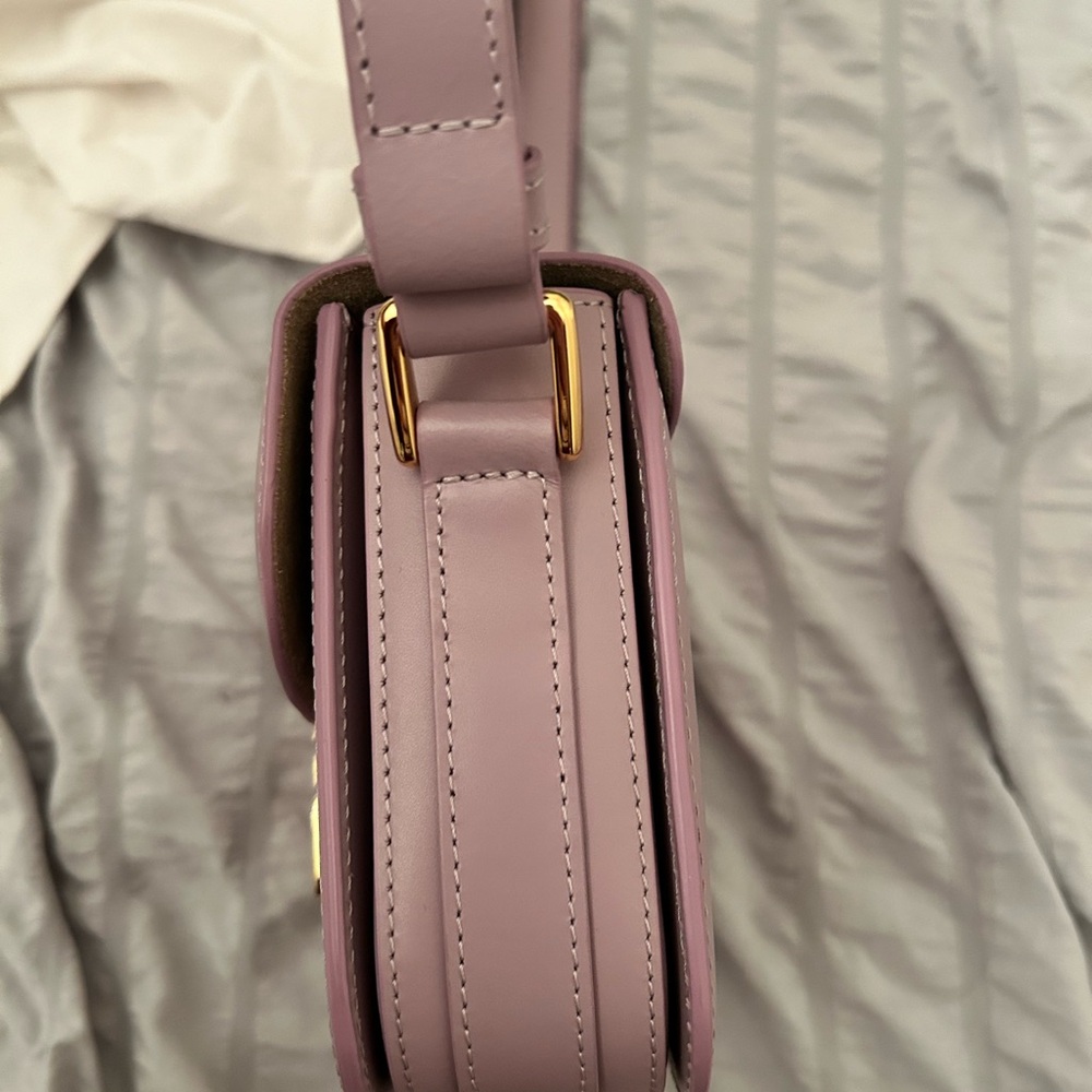 APC Mini Grace Crossbody in Lilac - Picture 3 of 9